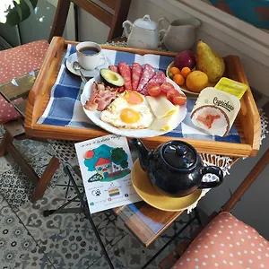 La Casa De La Abuela Rosy Málaga
